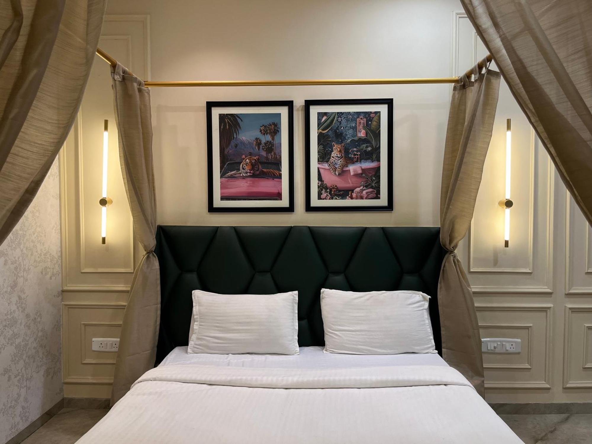 Soho House By Jayshrea Hotel Chandrapur Ngoại thất bức ảnh